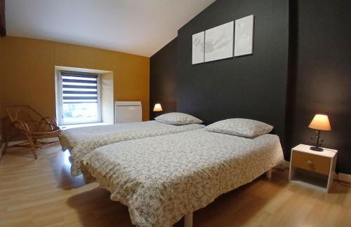 Maison ancienne rénovée avec terrasses, jusqu'à 6 personnes, La Gaubretière - FR-1-426-154 - Photo 10