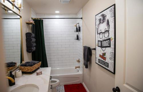 Ralphie's House Chickasha - Fiber WIFI - 4 Bedroom! - Foto 8