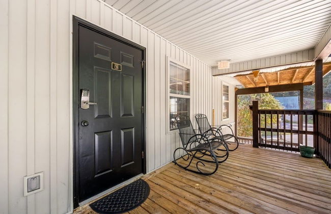 Poplar Point Condo Unit 12B - Two Bedroom Condo - Foto 32