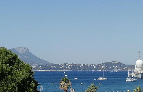 PETIT PARADIS - St MANDRIER VILLAGE - Foto 2