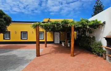 Santa Barbara Beach hotspot - Photo 2