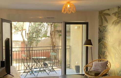 NOUVEAU - Jungle Montpeul - Clim - Wifi fibre - Netflix - 5' du centre et gare - Parking - Loggia - 15' des plages - Foto 3