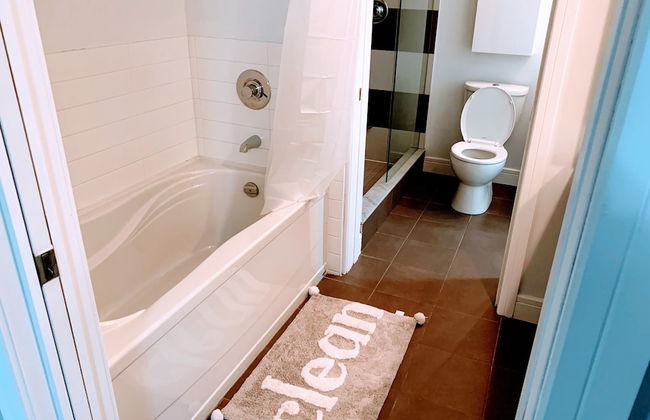 Designer Luxury 3 Bedroom Townhouse - Foto 47