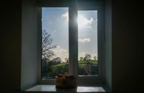 Luxury newly converted oak cottage with hot tub - Foto 38