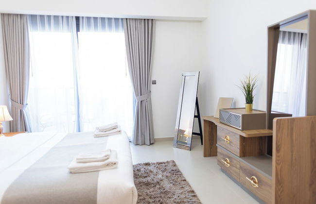 HAPPY SEASON | ACT ONE ACT TWO - Foto 26