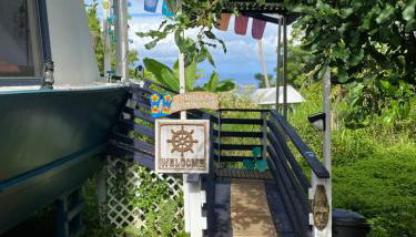 Cozy jungle boat hideaway with stunning ocean view - Foto 2