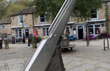 Stylish apartment in the centre of Hebden Bridge. - Photo 23