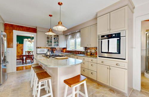 Acadia Lights Cottage - Photo 9