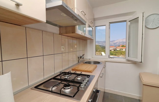 Villa Ivana - Three-bedroom Villa With Private Pool - Photo 12