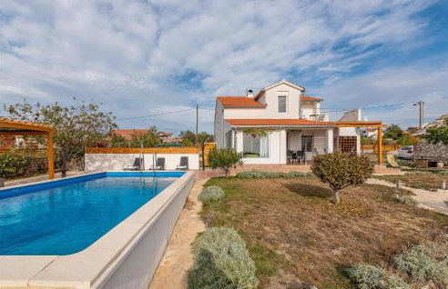 Awesome Home In Krkovic With Sauna - Photo 9