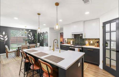 Luxury Oasis 4B 2B Jacuzzi Pet Friendly - Foto 6