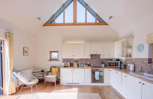 The Meadows Dairy, Bawdsey - Photo 6