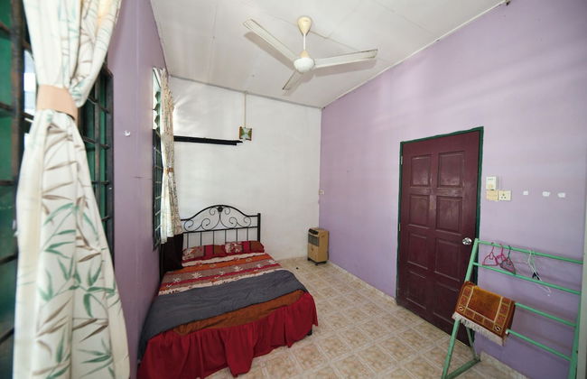 OYO 90990 Sri Tempurung Homestay - Foto 8