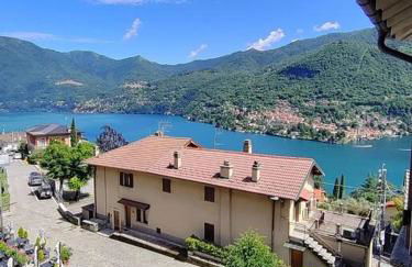 Piazzetta House Stunning Lake View Welcome Cocktail at Il Baretto - Foto 17