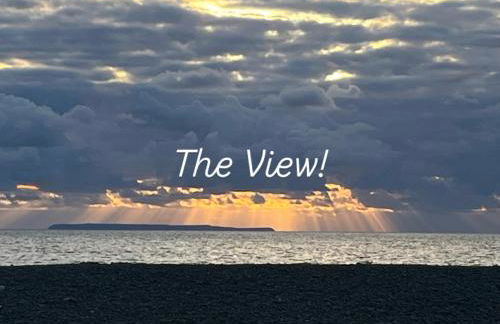 Sea views and stunning sunsets! Fantastic location - Foto 12