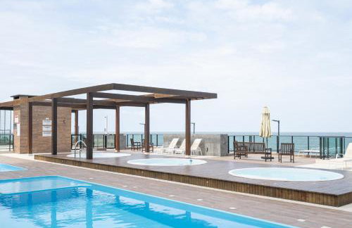 Aptos completos com vista mar pé na areia em Barra Velha em condomínio Resort com Spa, Piscina, quadra de futebol, Sala de jogos, brinquedoteca, Complexo com diversos comércios - Photo 18