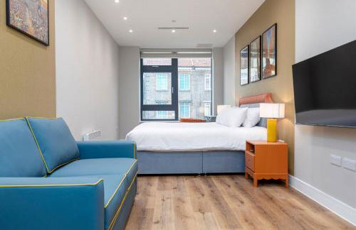 Palm Tree House Apartments - Photo 29