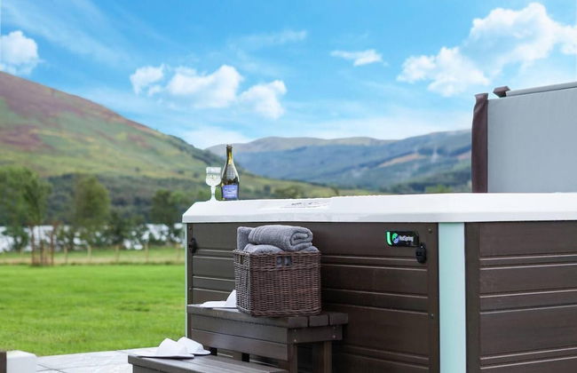 Dalveich Cottage W/hot tub & Stunning Views - Photo 25