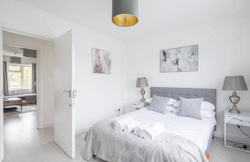 Lovely 2 bedroom apartment - ideal location - Photo 5