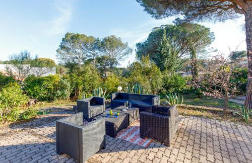 Villa Carole YourHostHelper. - Foto 1