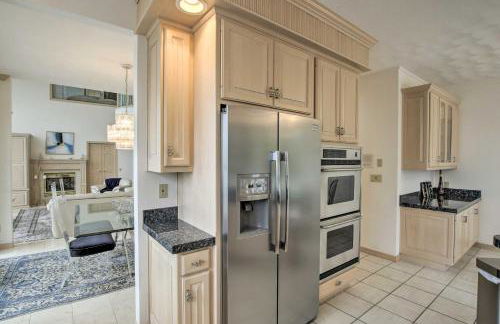 Grand Egg Harbor Home with Stunning Lake Views! - Foto 10