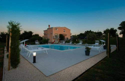 Luxury Villa Maria with large pool - Foto 10