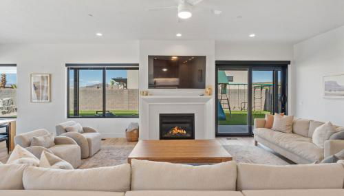 Pecan Valley Oasis - Lux Pool, Sauna and Theater - Foto 2