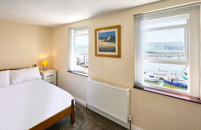 Host Stay Cobblers Cottage - Photo 13