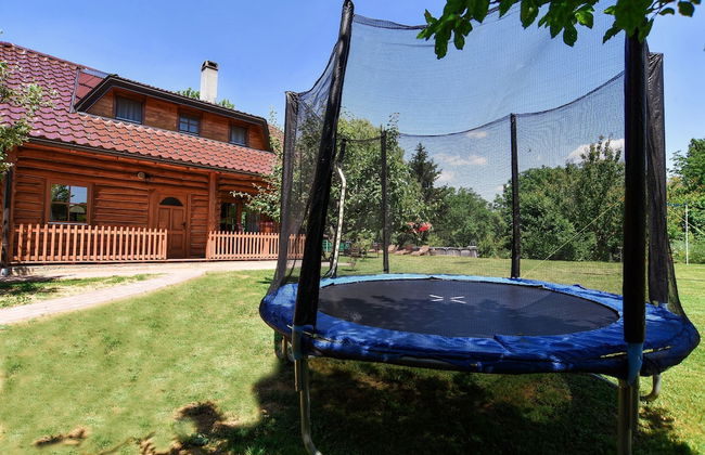 Hazelnut Pool House - Foto 18