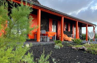 Casa Baleia Laranja Ocean-Front - Photo 47