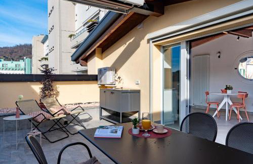 Loft Park & Rail free Parking - Photo 20