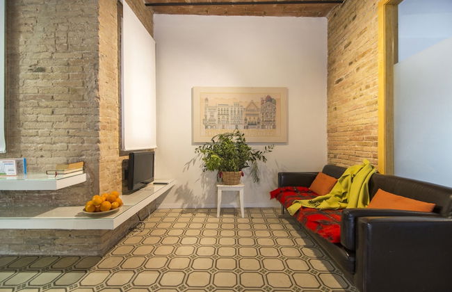 Happy People Gaudi Sant Pau - Foto 73