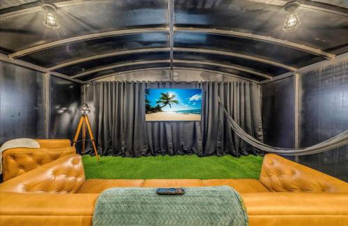 Underground Bunker - Photo 4