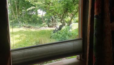 Mitten im Garten - Foto 5