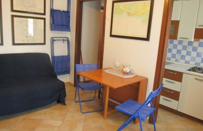 Bright Flat 30mt From the Beach - Photo 11