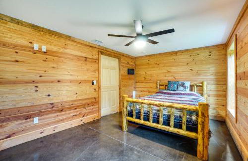 3 Mi to Lake Harney Home on 6 Acres with Fire Pit - Foto 12