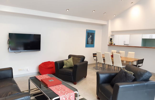 StayCentral - Fairfield 4Br Home - Photo 20