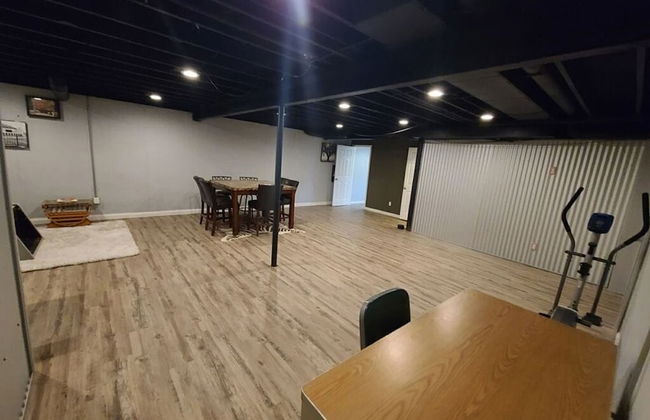 Remodeled and Inviting Free EV Charging Station Level 2 - Photo 74