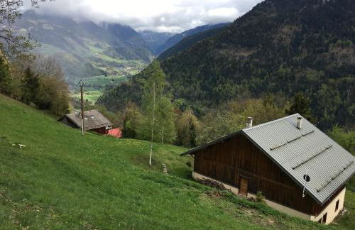 Chalet dans les alpages de Savoie - Foto 1