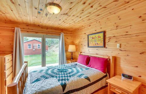 Hike, Ski, ATV and More Deadwood Cabin with Grill - Foto 16