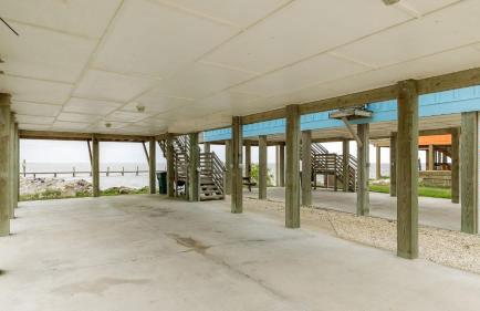 Waterfront, Shared Boat Dock & Pool w/ Views Ariels Grotto by Avantstay - Foto 78