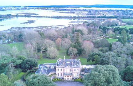 Holes Bay Nature Reserve, Poole, right next to the Water - Photo 17