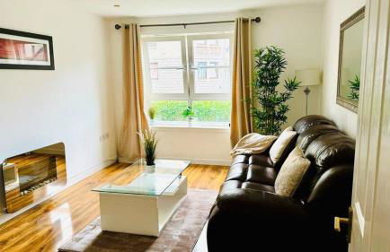 Modern 2 Bedroom GF - Aberdeen City Centre - Private Car Park - Photo 8