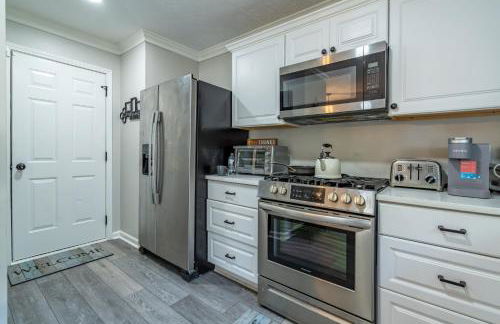 ThrillStay Team Sports Vacation Home - Foto 12