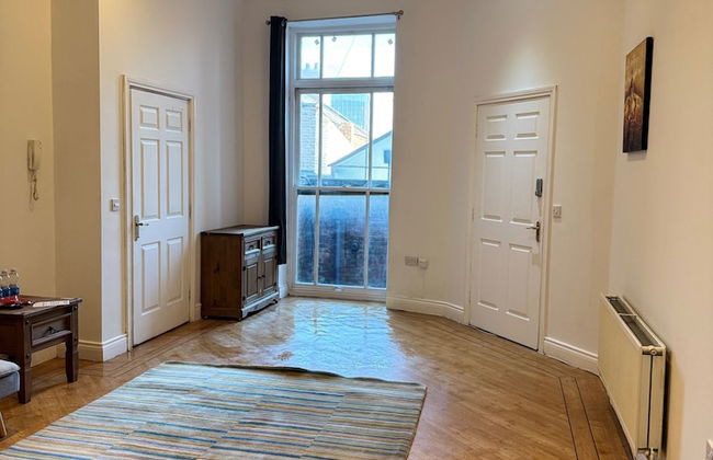 Westgate Haven - Spacious 4 Bedroom Apartment - Photo 10