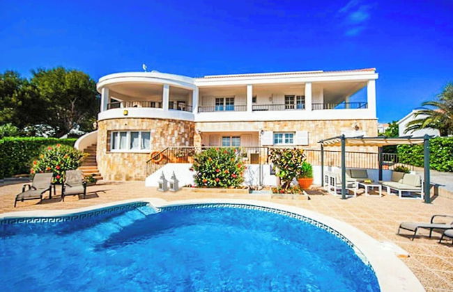 Bini Segui - Photo 1