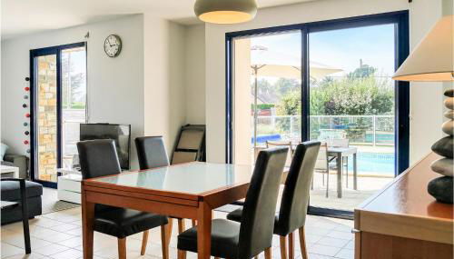 Gorgeous Home In Saint-Germain-Sur-Ay - Foto 4