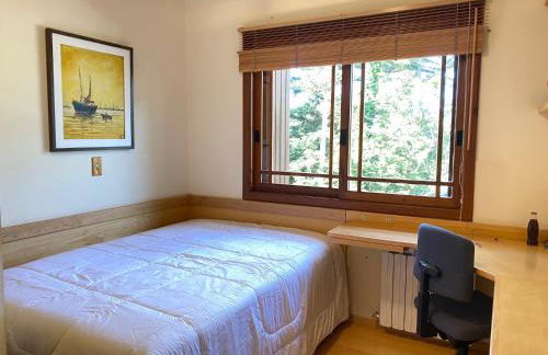 3 suites com Jacuzzi e Lareira - Duplex perto do Centro - Foto 37