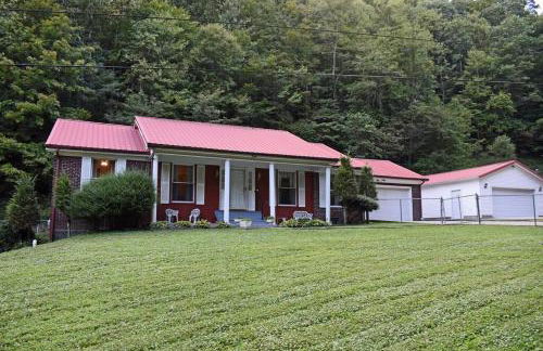 Buffalo Playhouse with game room - Photo 1