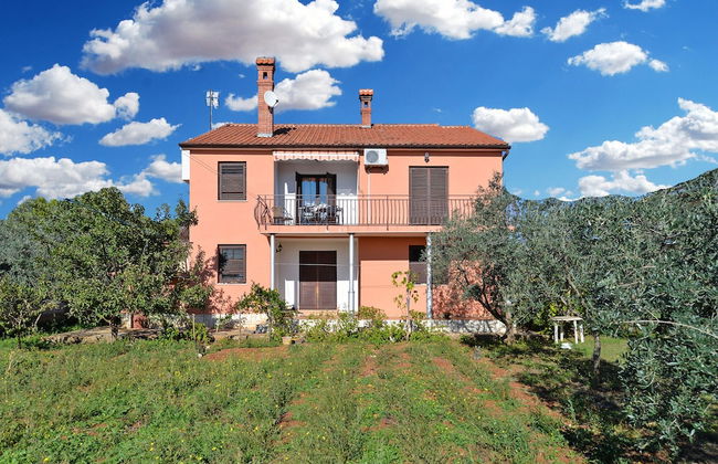 Apartment 1079 - Photo 1